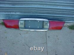 2000 2005 01 02 03 04 Buick Lesabre Trunk Rear Center Tail Light Panel Oem