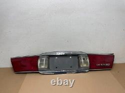 2000 to 2005 Buick Lesabre Trunk Rear Center Tail Light Panel 4617R DG1