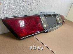 2000 to 2005 Buick Lesabre Trunk Rear Center Tail Light Panel 4617R DG1