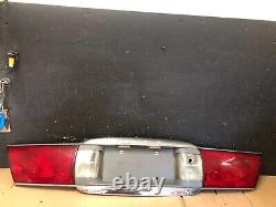 2000 to 2005 Buick Lesabre Trunk Rear Center Tail Light Panel 4824H