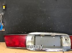 2000 to 2005 Buick Lesabre Trunk Rear Center Tail Light Panel 4824H