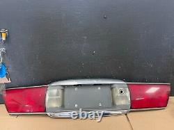 2000 to 2005 Buick Lesabre Trunk Rear Center Tail Light Panel 4975G Oem DG1
