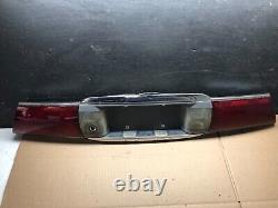2000 to 2005 Buick Lesabre Trunk Rear Center Tail Light Panel B4697 DG1