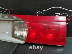 2002 BUICK RENDEZVOUS Trunk Center Deck Lid Mounted Tail Light Lamp Assembly