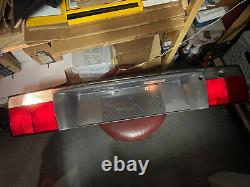 98 04 Cadillac Seville Trunk Deck LID Center Mounted Taillight License Plate